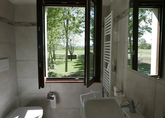 Lantgård Agriturismo Boschi Celati Roncaglia